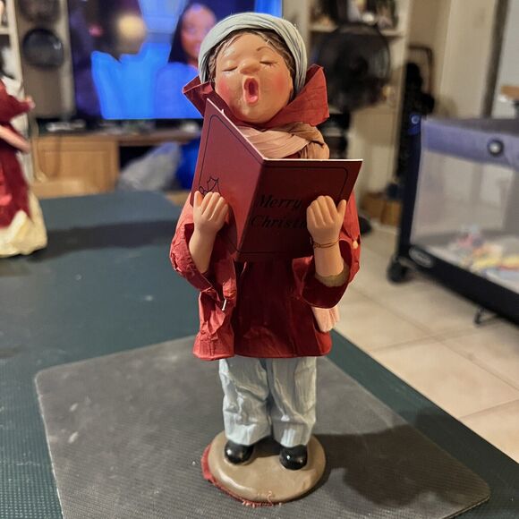 APEX Paper Mache Christmas Carolers Young Lady Red Dickens Vtg Holiday Decor - Picture 14 of 15